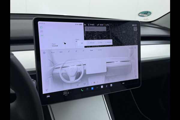 Tesla Model 3 SR+ 325PK AutoPilot Ivory-Leder Pano-Dak Adaptive Cruise Lmv 18" Camera's Elektr.-Stuur+Stoelen+Spiegels+Geheugen+Easy-Entry+Ver Ecc Navi Led DAB Voorverwarmen interieur via App Keyless One-Pedal-Drive 1e Eigenaar Origineel Nederlandse Auto 1.584kg