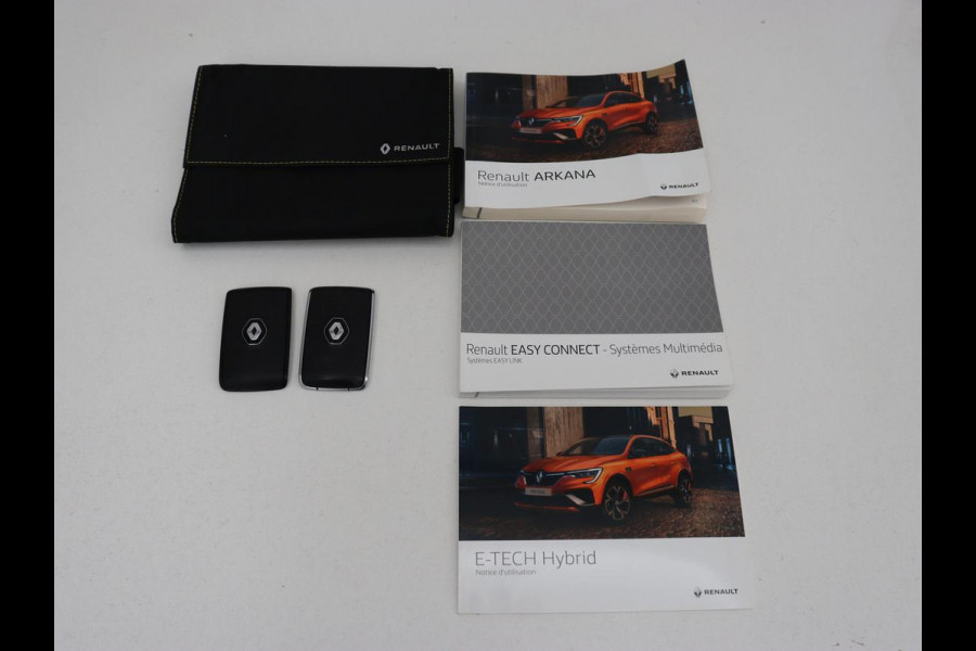 Renault Arkana 1.6 E-Tech Hybrid 145 R.S. Line | Leder/Alcantara | Stoelverwarming | Trekhaak | Adaptive cruise | Camera | Carplay | Keyless | Park Assist | Full LED | Navigatie