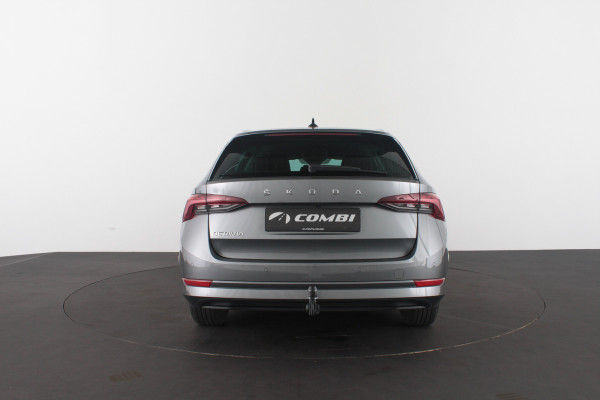 Škoda Octavia Combi 1.0 TSI Ambition > Camera/Trekhaak/Sfeerverlichting/Stoelverwarming..