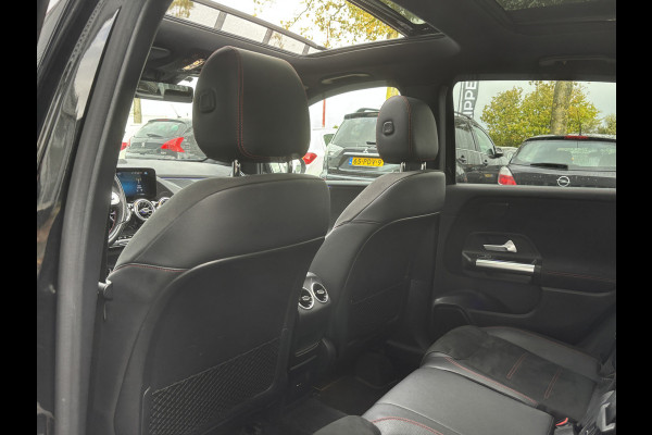 Mercedes-Benz B-Klasse 200 Business Solution AMG | Automaat | Pano | Sfeerverlichting | Elektrische Stoelen