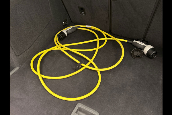 Audi Q3 45 TFSI | 2x S-Line | Adapt.Cruise/Control | 19'' Velgen | Stoelverwarming | Keyless