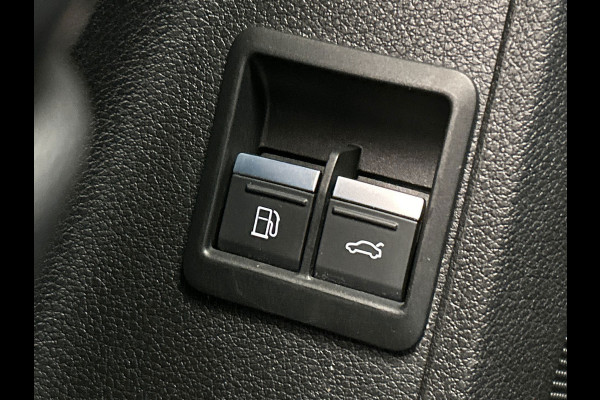 Audi Q3 45 TFSI | 2x S-Line | Adapt.Cruise/Control | 19'' Velgen | Stoelverwarming | Keyless