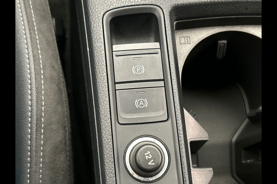 Audi Q3 45 TFSI | 2x S-Line | Adapt.Cruise/Control | 19'' Velgen | Stoelverwarming | Keyless