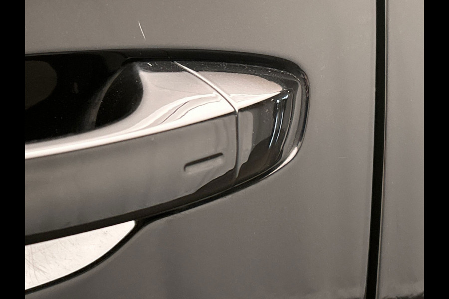 Audi Q3 45 TFSI | 2x S-Line | Adapt.Cruise/Control | 19'' Velgen | Stoelverwarming | Keyless