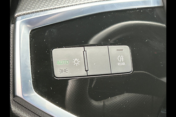 Audi Q3 45 TFSI | 2x S-Line | Adapt.Cruise/Control | 19'' Velgen | Stoelverwarming | Keyless