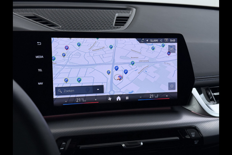 BMW iX1 eDrive20 67kWh M-Sport-Pro Leder/Alcantara Premium 19" LED Connected-Pro Warmtepomp Camera Navi Ecc Pdc 100% SOH Apple Carplay A Standverwarming/koeling Zwarte-Hemel Drive-Assist Elek.Achterklep Lmv Led Isofix DAB Keyless Wifi 1e Eigenaar Origineel Nederlandse Auto Zeer compleet!