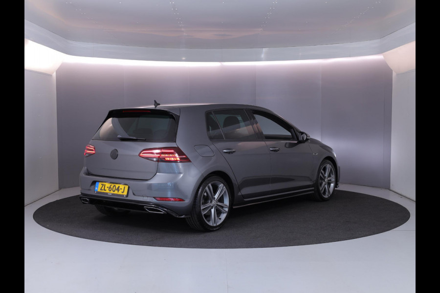 Volkswagen Golf 1.5 TSI Highline Business R 150pk DSG| Camera| Navi| 18'LM-velgen