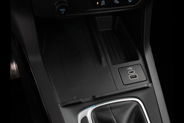 Ford Puma 1.0 EcoBoost Hybrid ST-Line X Climate control | Navigatie | Parkeersensoren | Camera | Adaptieve cruise control | LED | Panoramadak | Digitail cockpit | Apple Carplay/ Android Auto
