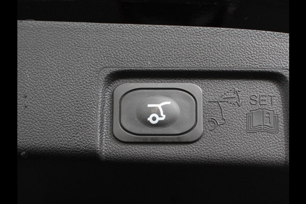 Ford Puma 1.0 EcoBoost Hybrid ST-Line X Climate control | Navigatie | Parkeersensoren | Camera | Adaptieve cruise control | LED | Panoramadak | Digitail cockpit | Apple Carplay/ Android Auto