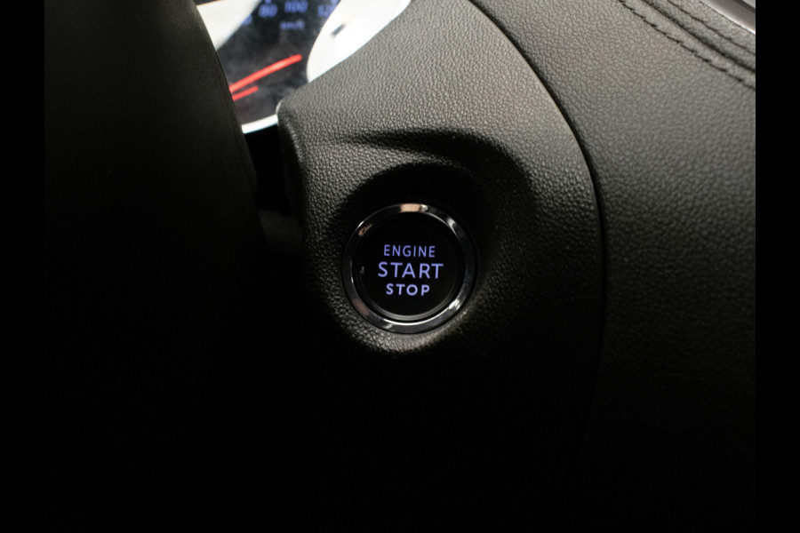 Opel Grandland X 1.2 Turbo Innovation Sport (APPLE CARPLAY,NAVI,CAMERA,CLIMATE,CRUISE,LED,GETINT,TREKHAAK,SPORTSTOELEN,LM VELGEN)