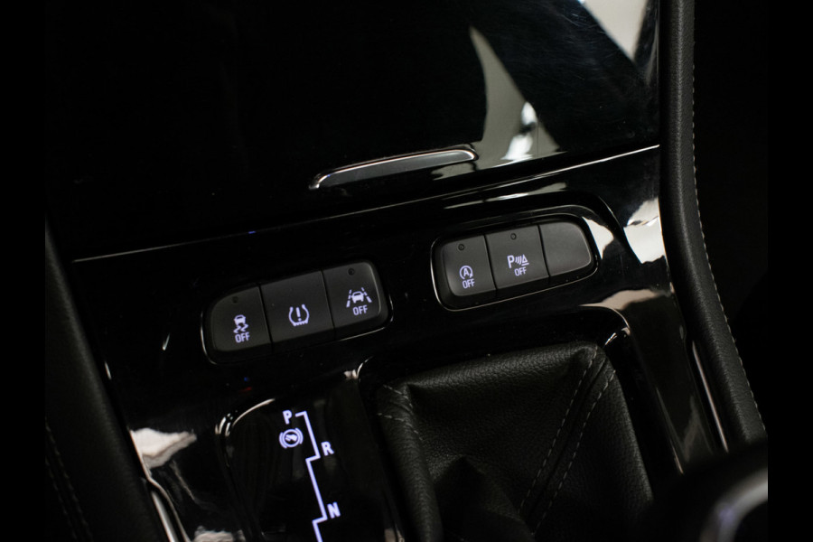 Opel Grandland X 1.2 Turbo Innovation Sport (APPLE CARPLAY,NAVI,CAMERA,CLIMATE,CRUISE,LED,GETINT,TREKHAAK,SPORTSTOELEN,LM VELGEN)
