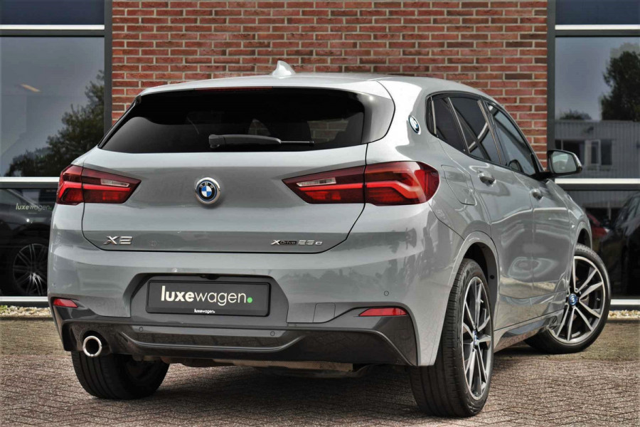 BMW X2 xDrive25e M-Sport Pano M-zetels Camera El-klep 19inch