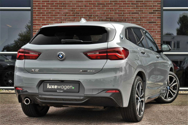 BMW X2 xDrive25e M-Sport Pano M-zetels Camera El-klep 19inch