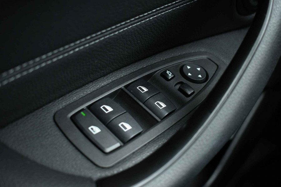 BMW X2 xDrive25e M-Sport Pano M-zetels Camera El-klep 19inch