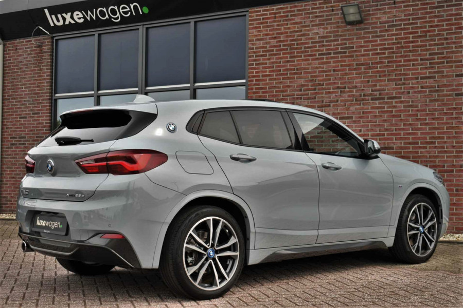 BMW X2 xDrive25e M-Sport Pano M-zetels Camera El-klep 19inch