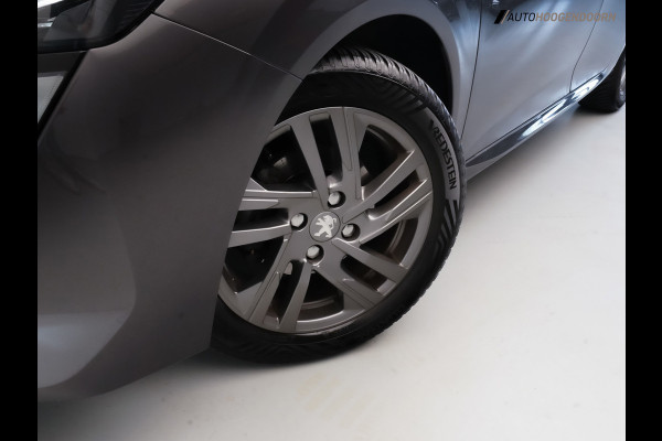 Peugeot 208 1.2 PureTech Active Pack Sport (APPLE CARPLAY,LED,SPORTSTOELEN,CLIMATE,CRUISE,PARKEERSENSOREN,LM-VELGEN,TOPCONDITIE)