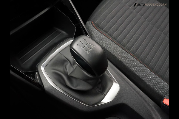 Peugeot 208 1.2 PureTech Active Pack Sport (APPLE CARPLAY,LED,SPORTSTOELEN,CLIMATE,CRUISE,PARKEERSENSOREN,LM-VELGEN,TOPCONDITIE)