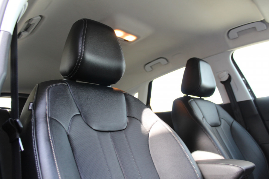 Opel Grandland X 1.6 Turbo Hybrid Innovation | Stoelverwarming - Verkoeling | Panoramadak | Leder | Rondomzicht camera