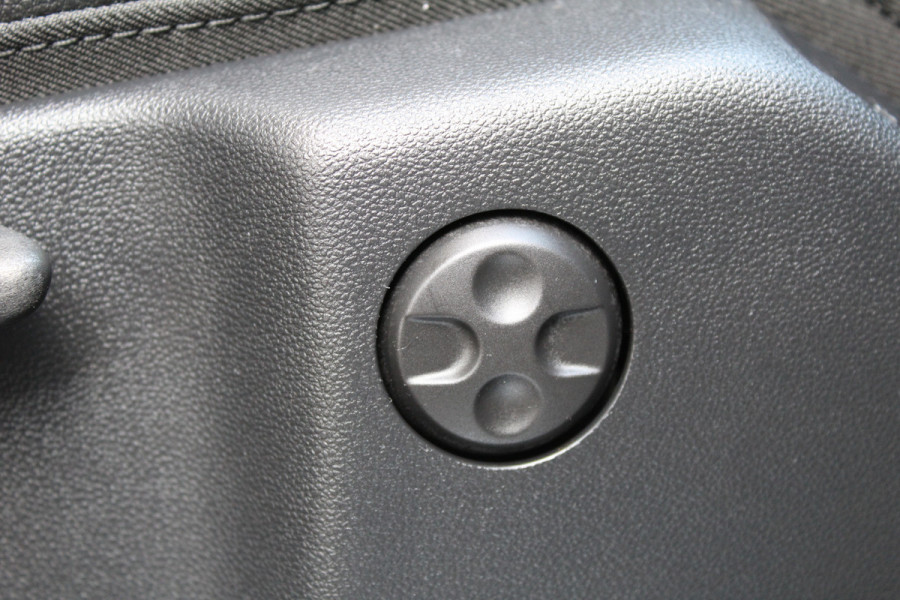 Opel Grandland X 1.6 Turbo Hybrid Innovation | Stoelverwarming - Verkoeling | Panoramadak | Leder | Rondomzicht camera