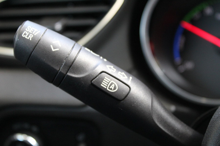 Opel Grandland X 1.6 Turbo Hybrid Innovation | Stoelverwarming - Verkoeling | Panoramadak | Leder | Rondomzicht camera