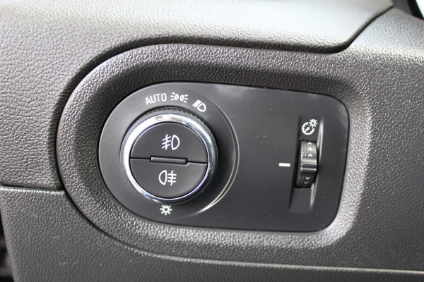 Opel Grandland X 1.6 Turbo Hybrid Innovation | Stoelverwarming - Verkoeling | Panoramadak | Leder | Rondomzicht camera