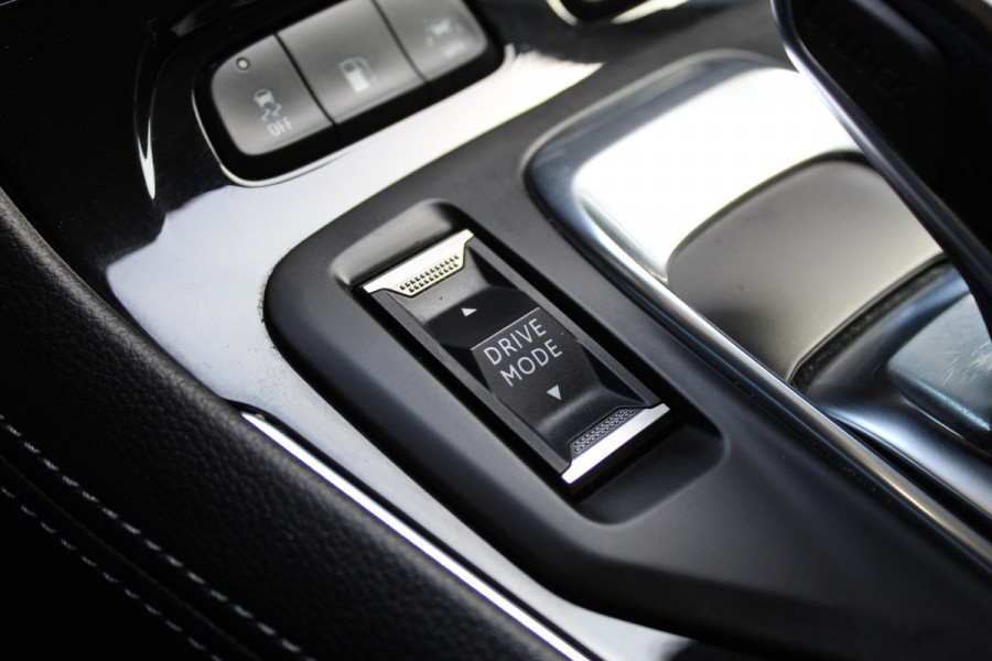 Opel Grandland X 1.6 Turbo Hybrid Innovation | Stoelverwarming - Verkoeling | Panoramadak | Leder | Rondomzicht camera