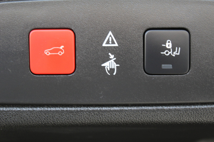 Opel Grandland X 1.6 Turbo Hybrid Innovation | Stoelverwarming - Verkoeling | Panoramadak | Leder | Rondomzicht camera