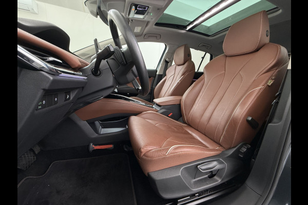 Škoda ENYAQ iV 80 Leer Pano-Dak/SchuifDak SOH 93% Trekhaak Camera Navi Ecc Apple Carplay Android Auto Pdc Cruise Control Privacy Glas Led DAB Stuur+Stoel+a-Bankverwarmd Elek.Achterklep Lane Assist Keyless Luxus 1e Eigenaar Origineel Nederlandse Auto Dealeronderhouden 1.000kg Trekvermogen