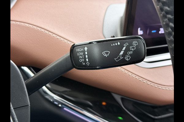 Škoda ENYAQ iV 80 Leer Pano-Dak/SchuifDak SOH 93% Trekhaak Camera Navi Ecc Apple Carplay Android Auto Pdc Cruise Control Privacy Glas Led DAB Stuur+Stoel+a-Bankverwarmd Elek.Achterklep Lane Assist Keyless Luxus 1e Eigenaar Origineel Nederlandse Auto Dealeronderhouden 1.000kg Trekvermogen
