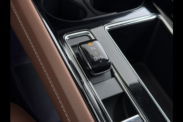 Škoda ENYAQ iV 80 Leer Pano-Dak/SchuifDak SOH 93% Trekhaak Camera Navi Ecc Apple Carplay Android Auto Pdc Cruise Control Privacy Glas Led DAB Stuur+Stoel+a-Bankverwarmd Elek.Achterklep Lane Assist Keyless Luxus 1e Eigenaar Origineel Nederlandse Auto Dealeronderhouden 1.000kg Trekvermogen