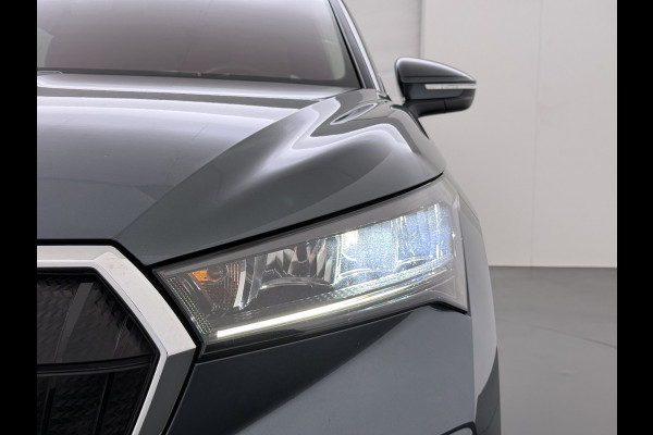 Škoda ENYAQ iV 80 Leer Pano-Dak/SchuifDak SOH 93% Trekhaak Camera Navi Ecc Apple Carplay Android Auto Pdc Cruise Control Privacy Glas Led DAB Stuur+Stoel+a-Bankverwarmd Elek.Achterklep Lane Assist Keyless Luxus 1e Eigenaar Origineel Nederlandse Auto Dealeronderhouden 1.000kg Trekvermogen