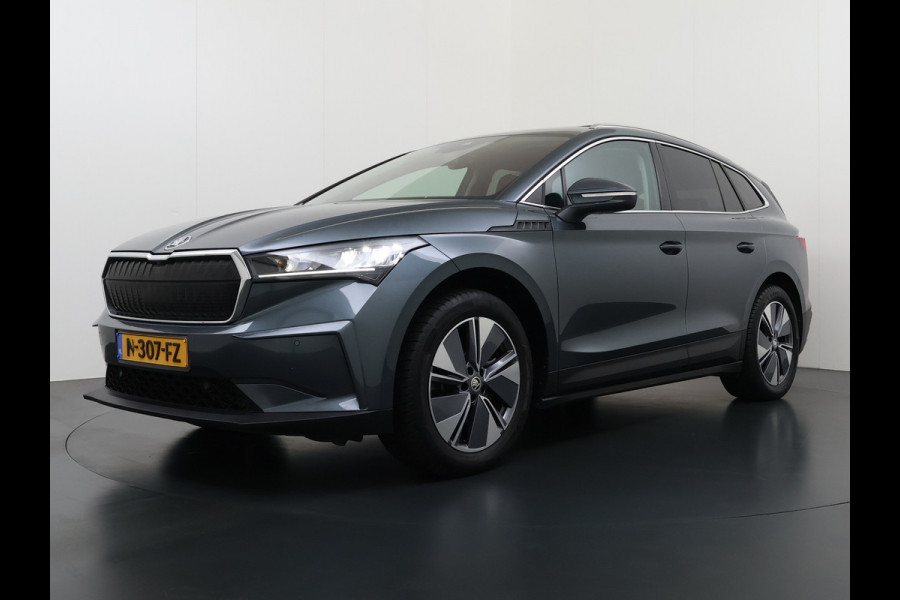 Škoda ENYAQ iV 80 Leer Pano-Dak/SchuifDak SOH 93% Trekhaak Camera Navi Ecc Apple Carplay Android Auto Pdc Cruise Control Privacy Glas Led DAB Stuur+Stoel+a-Bankverwarmd Elek.Achterklep Lane Assist Keyless Luxus 1e Eigenaar Origineel Nederlandse Auto Dealeronderhouden 1.000kg Trekvermogen