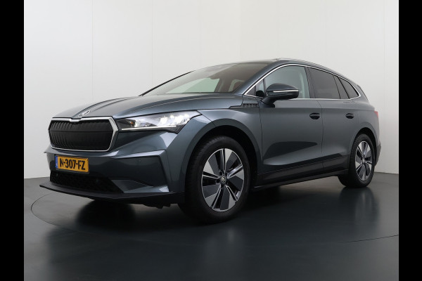 Škoda ENYAQ iV 80 Leer Pano-Dak/SchuifDak SOH 93% Trekhaak Camera Navi Ecc Apple Carplay Android Auto Pdc Cruise Control Privacy Glas Led DAB Stuur+Stoel+a-Bankverwarmd Elek.Achterklep Lane Assist Keyless Luxus 1e Eigenaar Origineel Nederlandse Auto Dealeronderhouden 1.000kg Trekvermogen