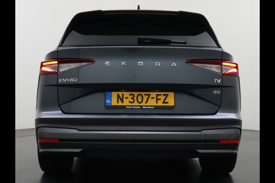 Škoda ENYAQ iV 80 Leer Pano-Dak/SchuifDak SOH 93% Trekhaak Camera Navi Ecc Apple Carplay Android Auto Pdc Cruise Control Privacy Glas Led DAB Stuur+Stoel+a-Bankverwarmd Elek.Achterklep Lane Assist Keyless Luxus 1e Eigenaar Origineel Nederlandse Auto Dealeronderhouden 1.000kg Trekvermogen
