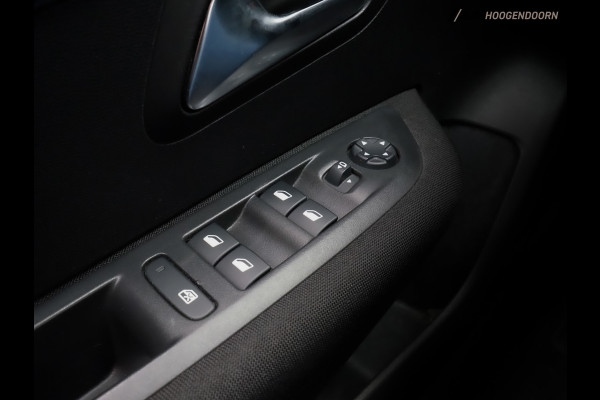 Peugeot 208 1.2 PureTech Active Pack Luxe (APPLE CARPLAY,LED,SPORTSTOELEN,CLIMATE,CRUISE,PARKEERSENSOREN,LM-VELGEN,TOPCONDITIE)