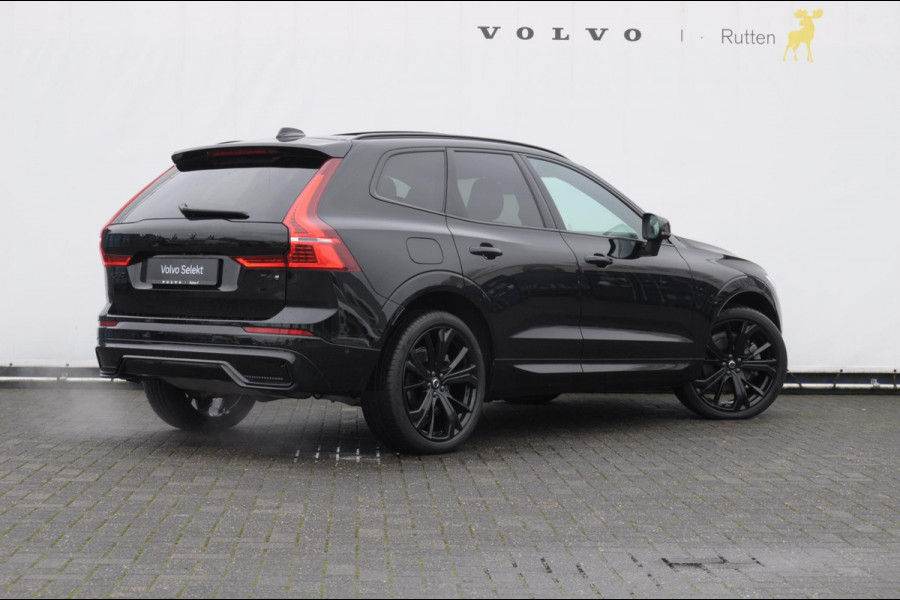 Volvo XC60 T6 350PK Automaat AWD Plus Black Edition Panoramadak/ Elektrisch bedienbare voorstoelen met geheugen/ Stoelverwarming/ Stuurverwarming/ Harman Kardon audio/ 360 Camera/