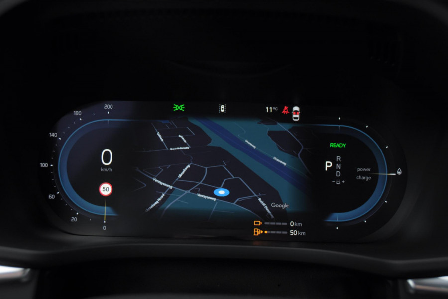 Volvo XC60 T6 350PK Automaat AWD Plus Black Edition Panoramadak/ Elektrisch bedienbare voorstoelen met geheugen/ Stoelverwarming/ Stuurverwarming/ Harman Kardon audio/ 360 Camera/