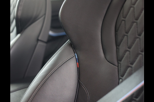 BMW X5 45e xDrive | Pano - Trekhaak - Bowers&Wilkins