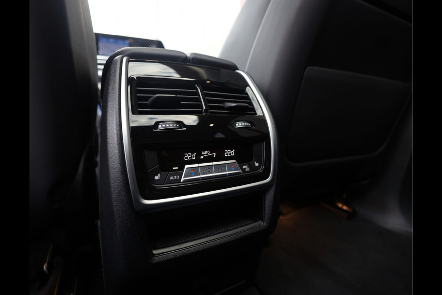 BMW X5 45e xDrive | Pano - Trekhaak - Bowers&Wilkins