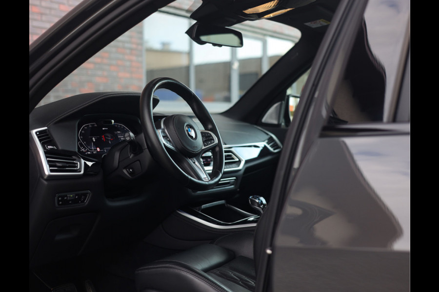 BMW X5 45e xDrive | Pano - Trekhaak - Bowers&Wilkins