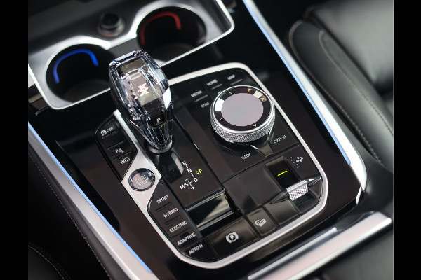 BMW X5 45e xDrive | Pano - Trekhaak - Bowers&Wilkins