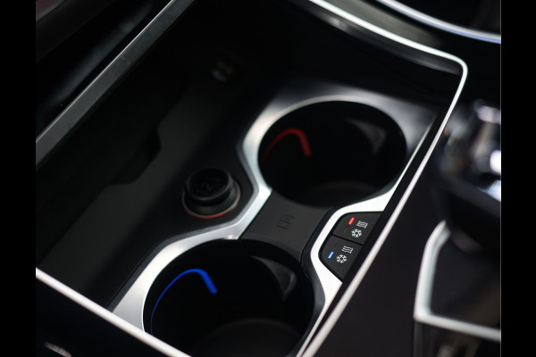 BMW X5 45e xDrive | Pano - Trekhaak - Bowers&Wilkins