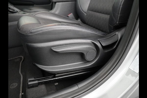 Kia Niro 1.6 GDi Hybrid DynamicLine - Navigatie - Adaptief Cruise Control - Lichtmetalen Velgen - Climate Control - Fabrieksgarantie Tot 2027