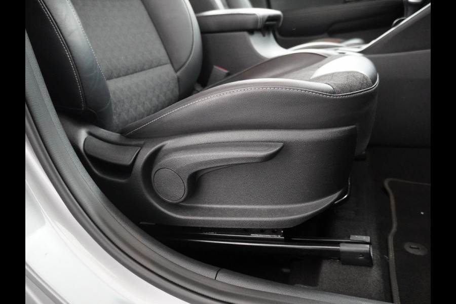 Kia Niro 1.6 GDi Hybrid DynamicLine - Navigatie - Adaptief Cruise Control - Lichtmetalen Velgen - Climate Control - Fabrieksgarantie Tot 2027