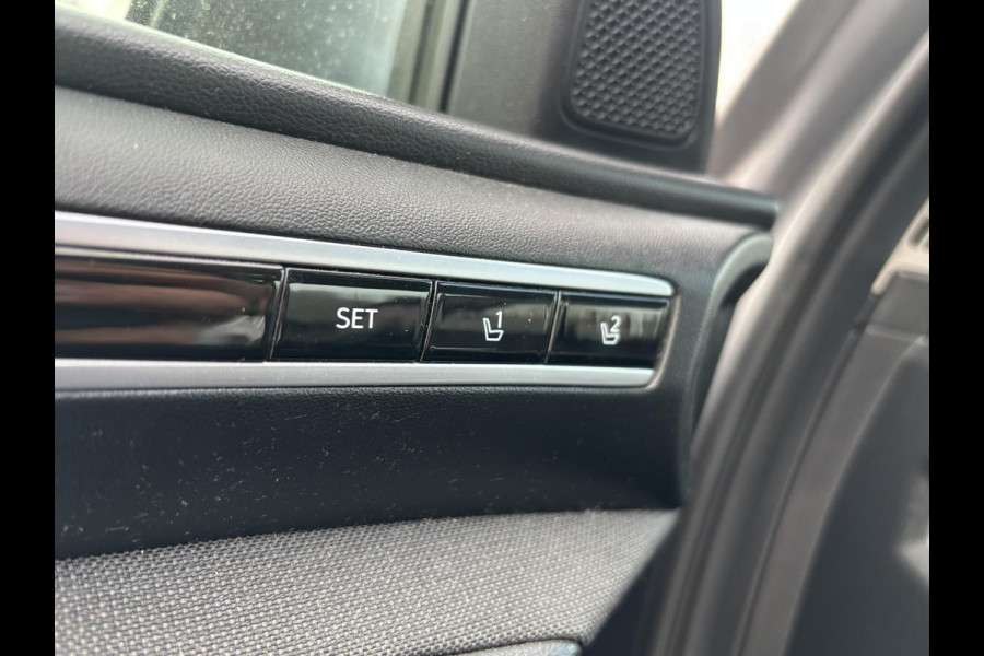 Hyundai Tucson 1.6 T-GDI HEV Premium Sky | Panoramadak | Afneembare trekhaak | Stoelverwarming/koeling | Camera