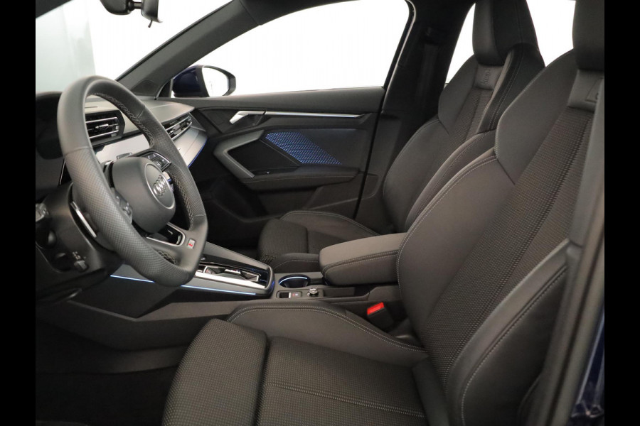 Audi A3 Sportback 40 TFSI e S edition 204 pk S-tronic | Verlengde garantie | Navigatie | Parkeersensoren (Park assist) | Achteruitrijcamera | Stoelverwarming | S-Line |