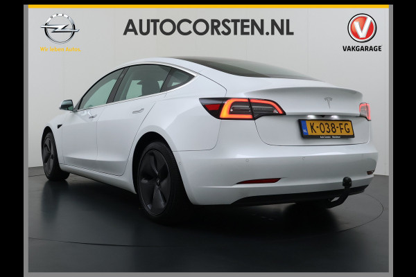 Tesla Model 3 SR+ 325PK LFP-Accu SOH 91% Trekhaak AutoPilot Leer Pano-Dak Adaptive Cruise Lmv 18" Camera's Elektr.-Stuur+Stoelen+Spiegels+Gehe Ecc Navi Led DAB Voorverwarmen interieur via App Keyless One-Pedal-Drive 1.000KG Trekgewicht Origineel Nederlandse Auto LFP accu dus 100% opladen!