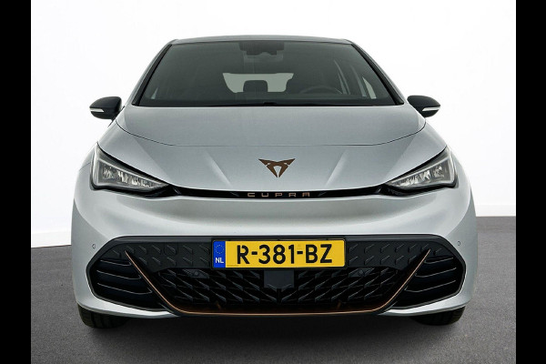 CUPRA Born Business 62 kWh | Navigatie | Apple Carplay/Android Auto | Camera | Parkeersensoren | Adaptive | Cruise Control | Stoel- en stuurverwarming | Virtual Cockpit | Climate Control | Lichtmetalen velgen