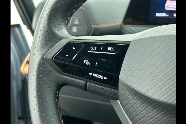 CUPRA Born Business 62 kWh | Navigatie | Apple Carplay/Android Auto | Camera | Parkeersensoren | Adaptive | Cruise Control | Stoel- en stuurverwarming | Virtual Cockpit | Climate Control | Lichtmetalen velgen