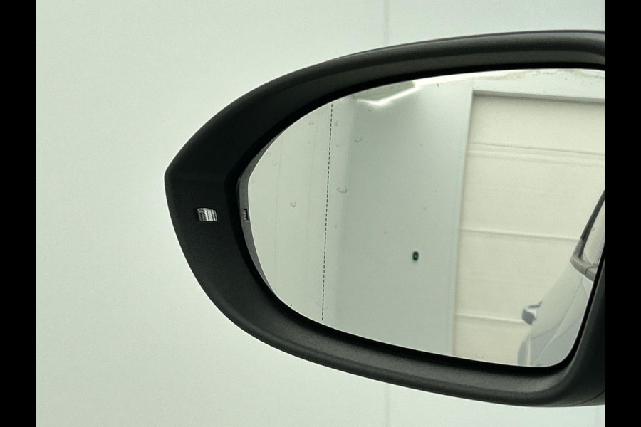 CUPRA Born Business 62 kWh | Navigatie | Apple Carplay/Android Auto | Camera | Parkeersensoren | Adaptive | Cruise Control | Stoel- en stuurverwarming | Virtual Cockpit | Climate Control | Lichtmetalen velgen